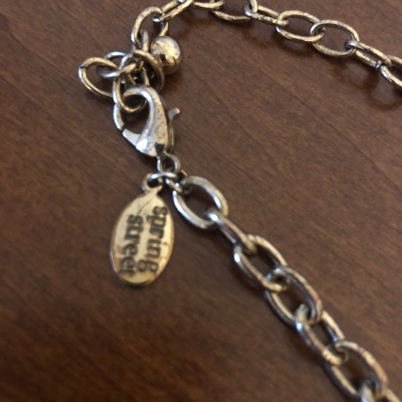 Gorgeous Spring Street statement necklace - Picture 4 of 4